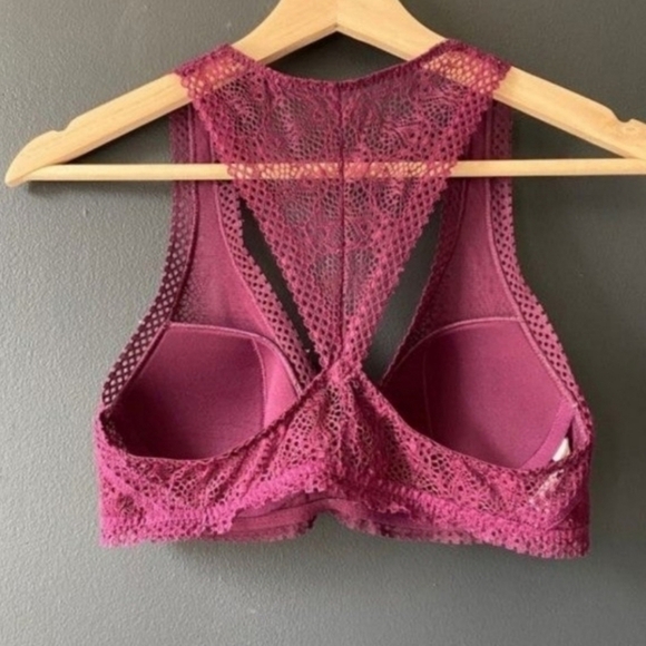 Victoria's Secret Purple Lace Bralette size Medium - Picture 4 of 7